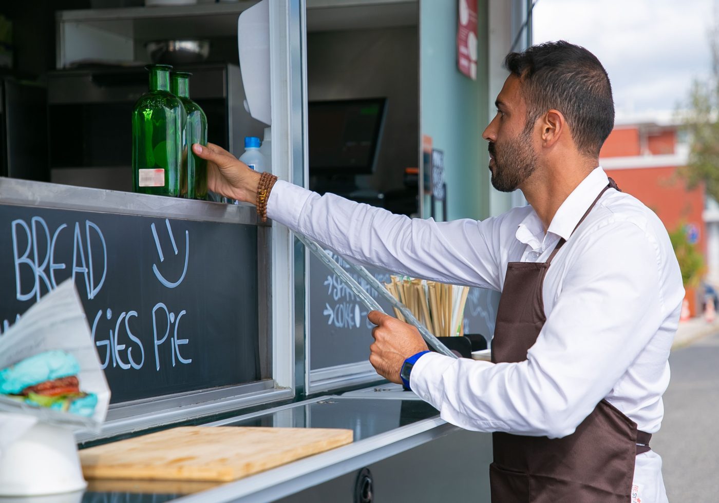Container aménagé restaurant : combien ça coûte vraiment ?