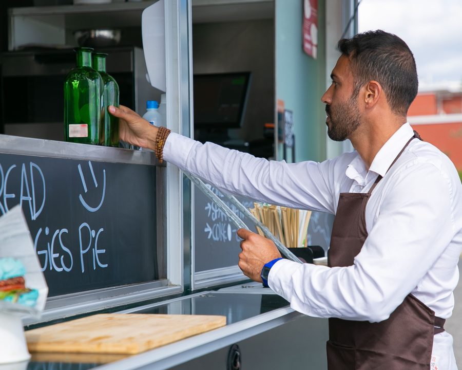 Container aménagé restaurant : combien ça coûte vraiment ?
