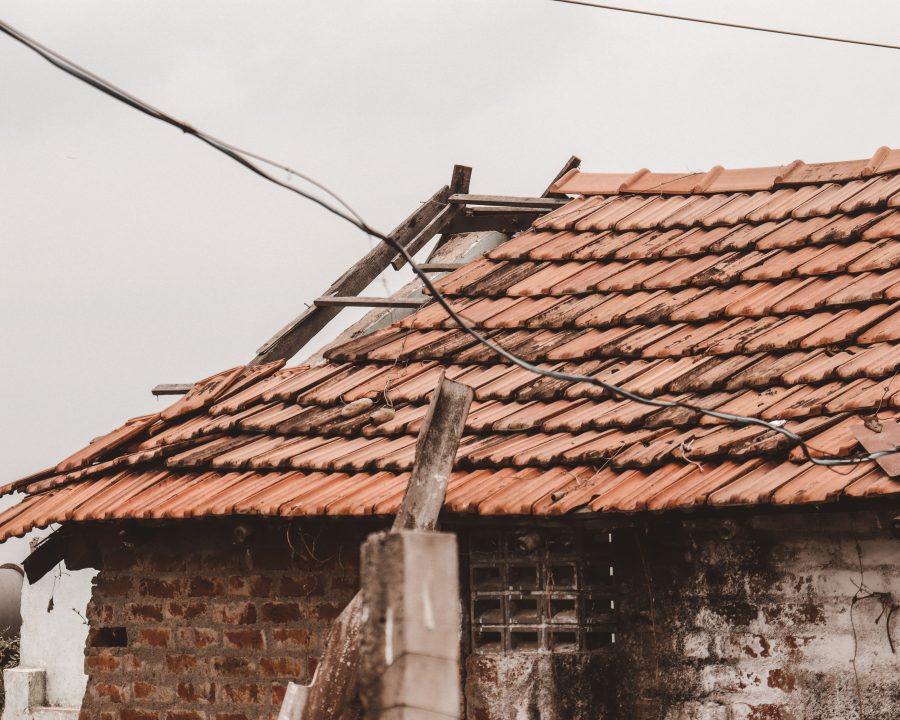 Fuite de toiture : que faire en urgence ?